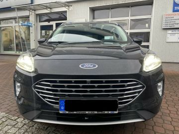 Fahrzeugabbildung Ford Kuga Titanium Navi ACC Head-Up Kamera Winterpkt.