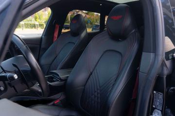 صورة مصغرة 28 لـ 2021 Aston Martin DBX