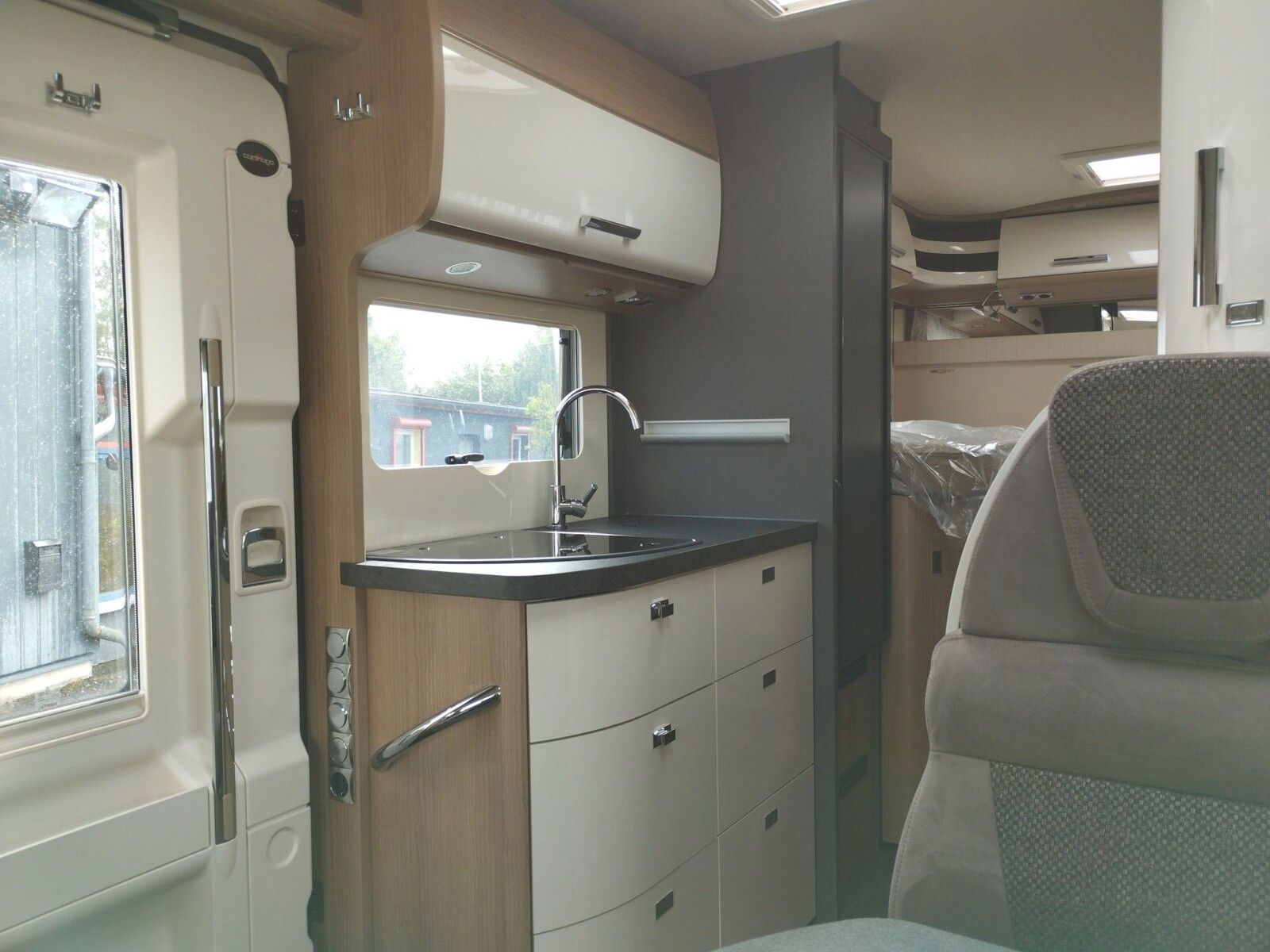 Fahrzeugabbildung Carthago C1-tourer I 143 KB LE comfort Mercedes