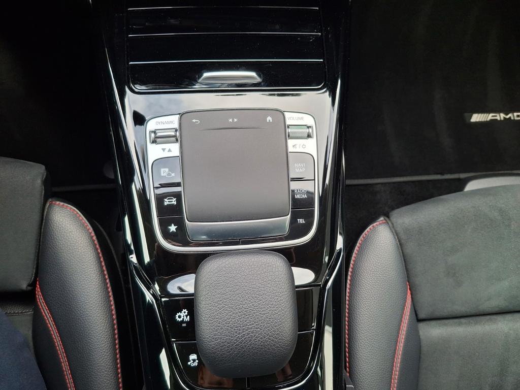 Mercedes-Benz A 35 AMG