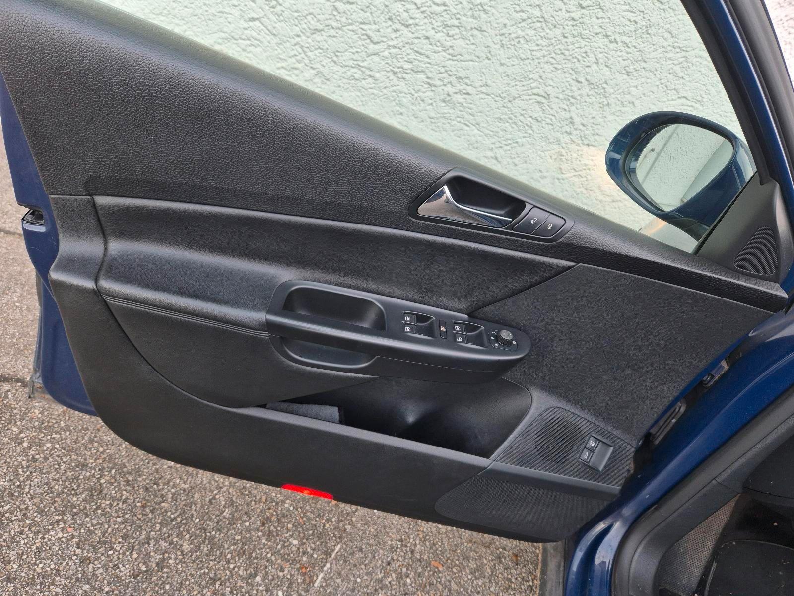 Volkswagen  2007 — interior