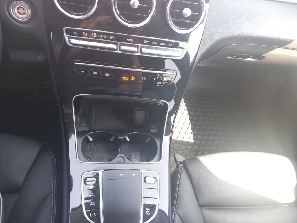 Fahrzeugabbildung Mercedes-Benz GLC 300 4MATIC *Navi*AHK*ParkAss*LED*el.Heck*PDC