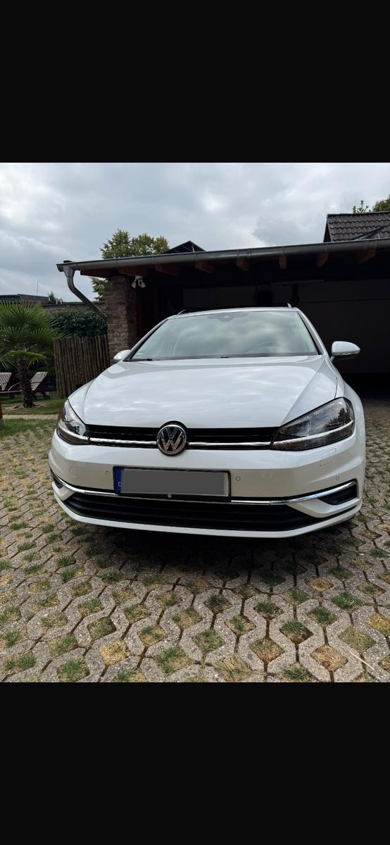 Volkswagen Golf UNITED Variant / Pano. / AHK / Allwetter, миниатюра 2