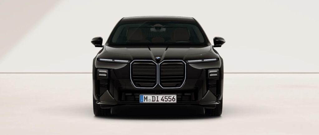 BMW 740