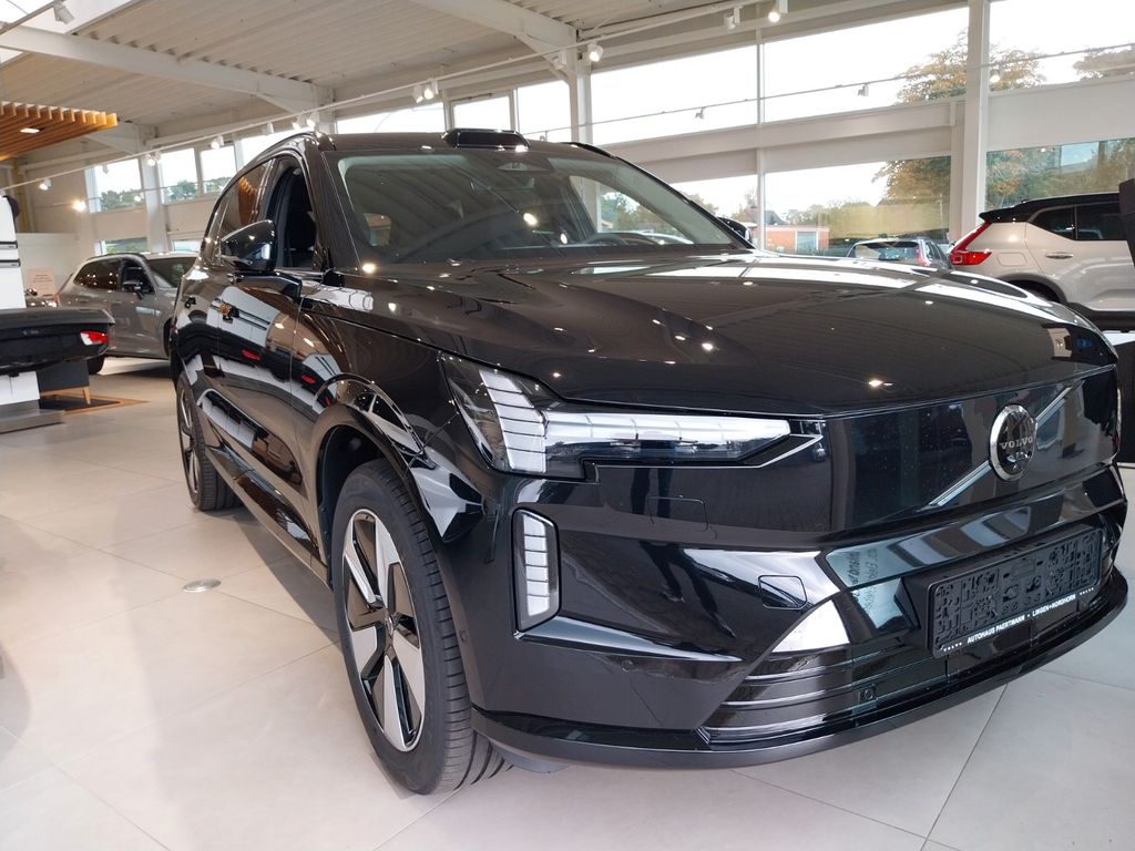 Volvo EX90