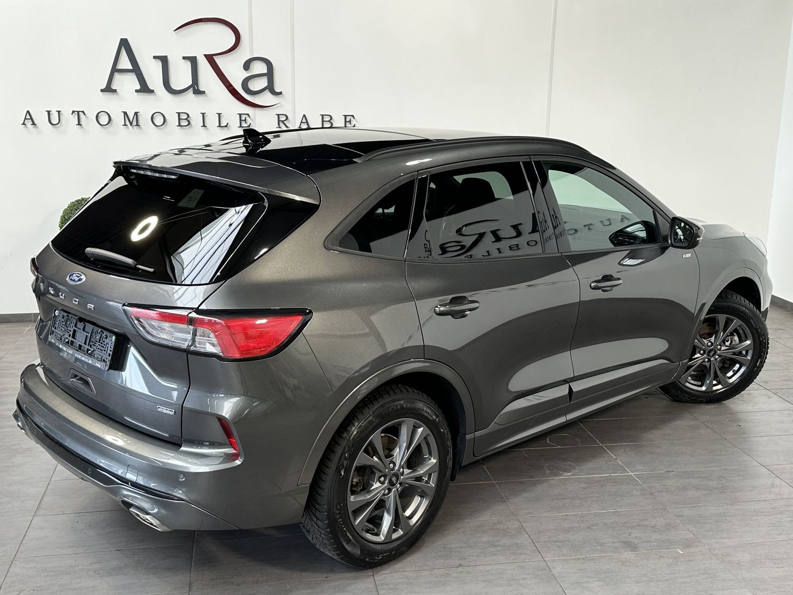 Fahrzeugabbildung Ford Kuga 2.5 Plug-In-Hybrid ST-Line X NAV+LED+PANO