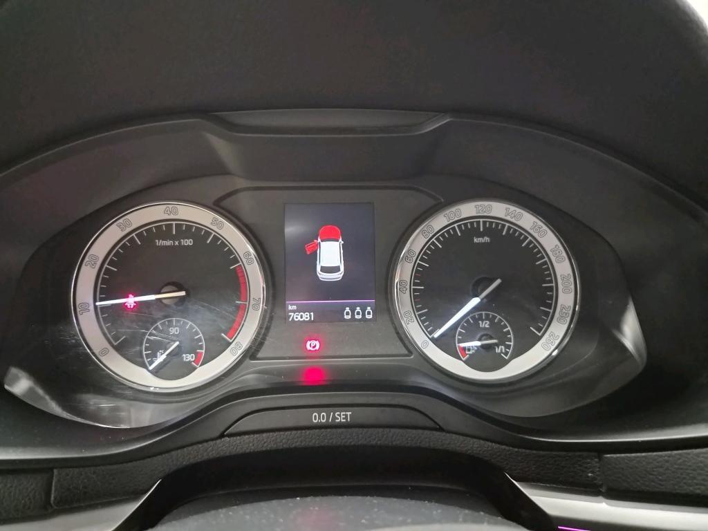 Skoda Karoq Ambition Clever 1.0 TSI 81kW 6-Gang 4 Türe, миниатюра 7