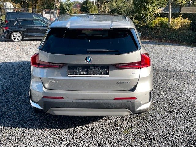 BMW iX1 xDrive30,PanoramaSunRoof ! 200kw