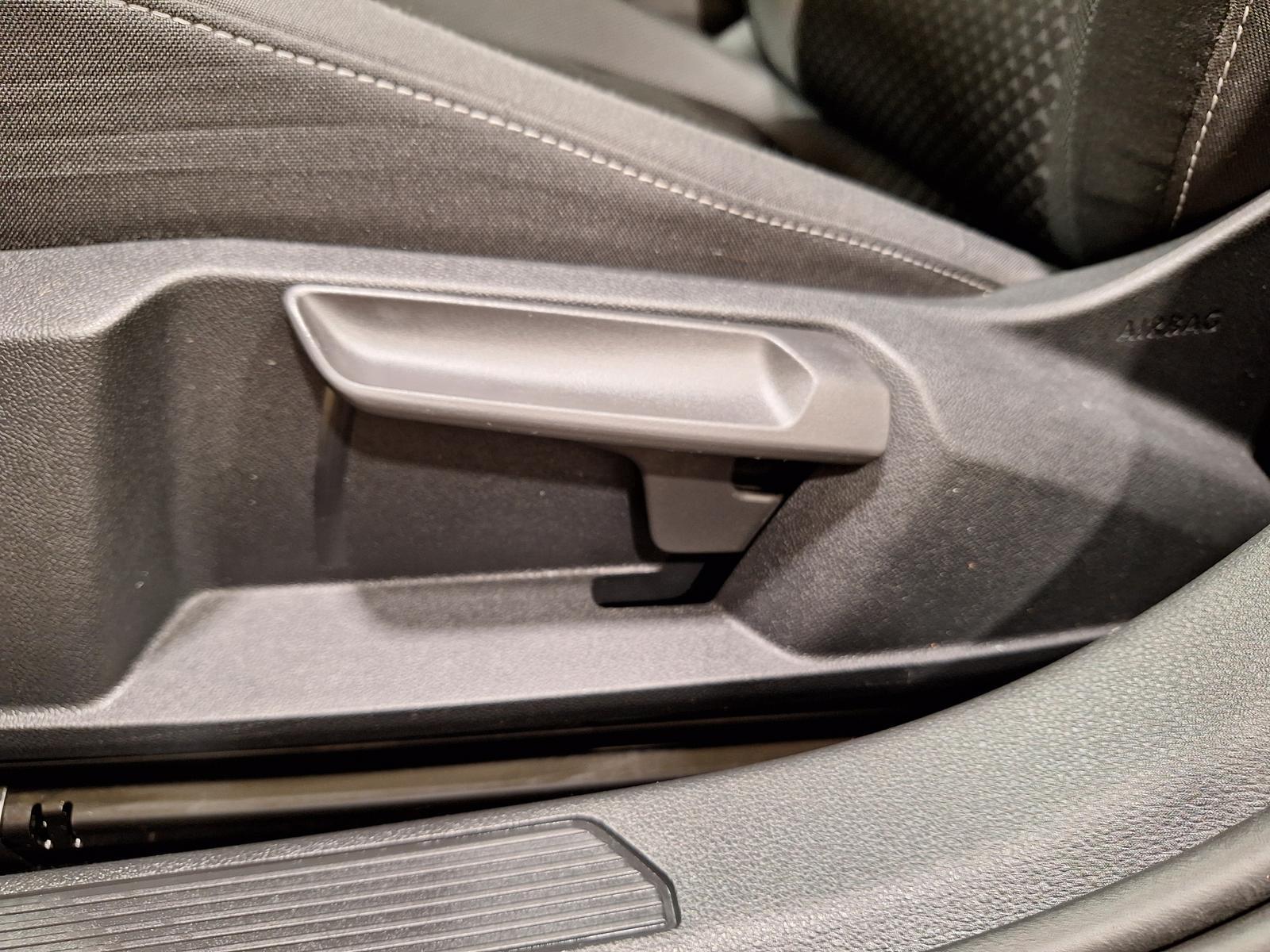 Volkswagen Golf 1.5 TSI LED HuD 4xSHZ ACC Navi, миниатюра 19
