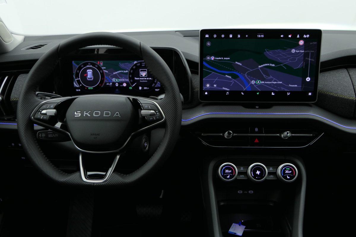 Skoda Kodiaq 1.5 TSI DSG+7SITZ+STANDHZ+CAM+MATRIX+NAV+