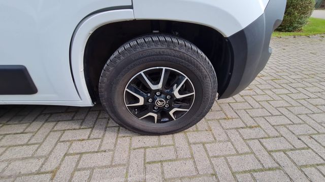 Fahrzeugbild 9