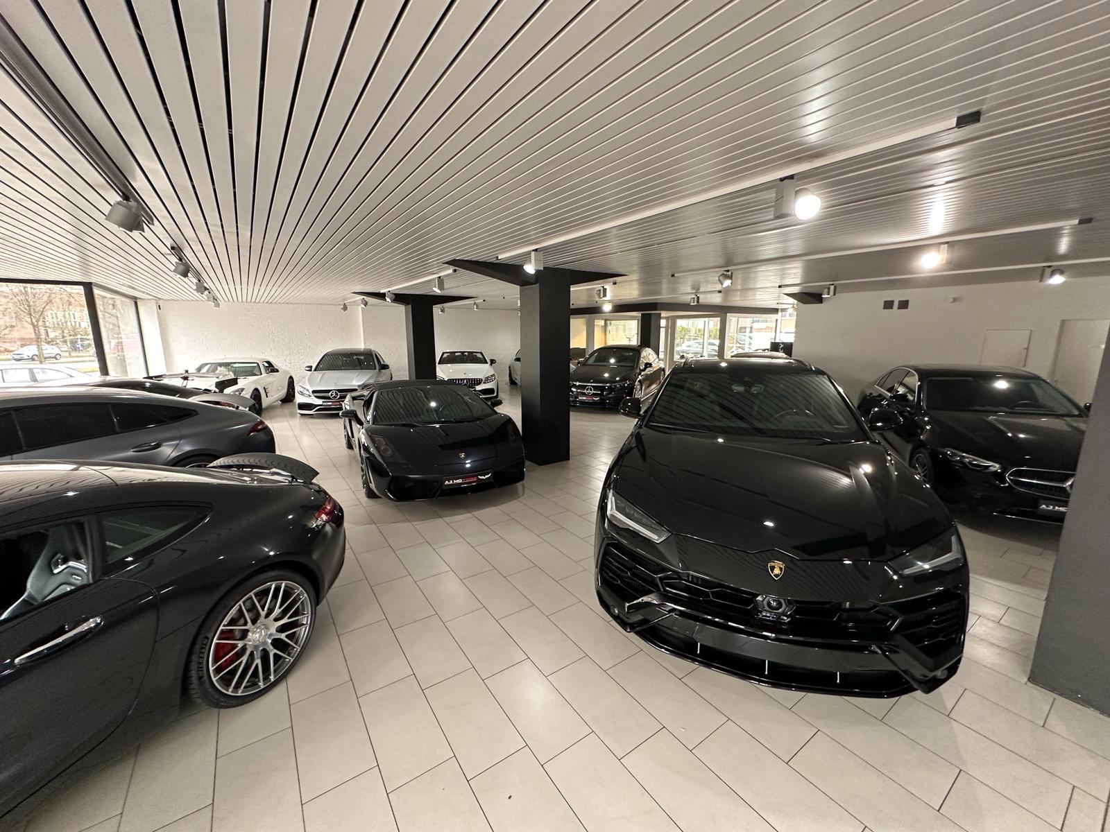 showroom-image-main
