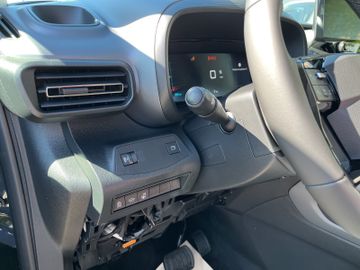 Citroën Berlingo M BlueHDi 130 EAT8 Max KAM+PDC+KLIMA