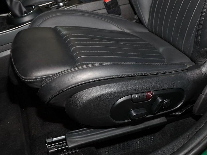 MINI Cooper SE ALL4 JCW Trim RFK Pano. HarmKar Memo.