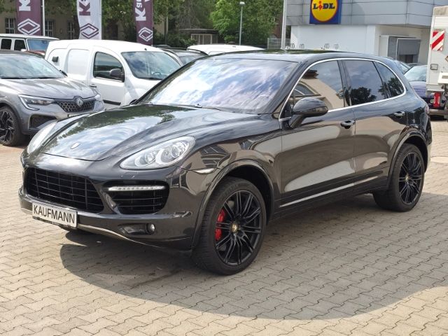 Porsche Porsche Cayenne Turbo Park-Assistent