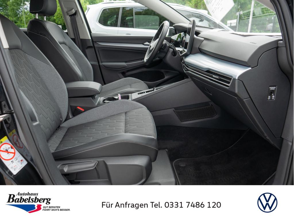 Volkswagen Golf VIII 1.5eTSI DSG LED NAVI AHK ACC ACC LED