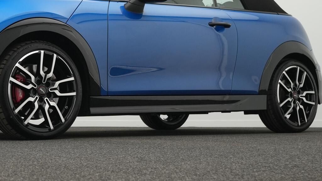 MINI John Cooper Works Cabrio - Bild 23
