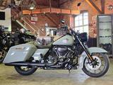 Harley-Davidson FLHRXS Road King Special - Harley-Davidson Road King Special