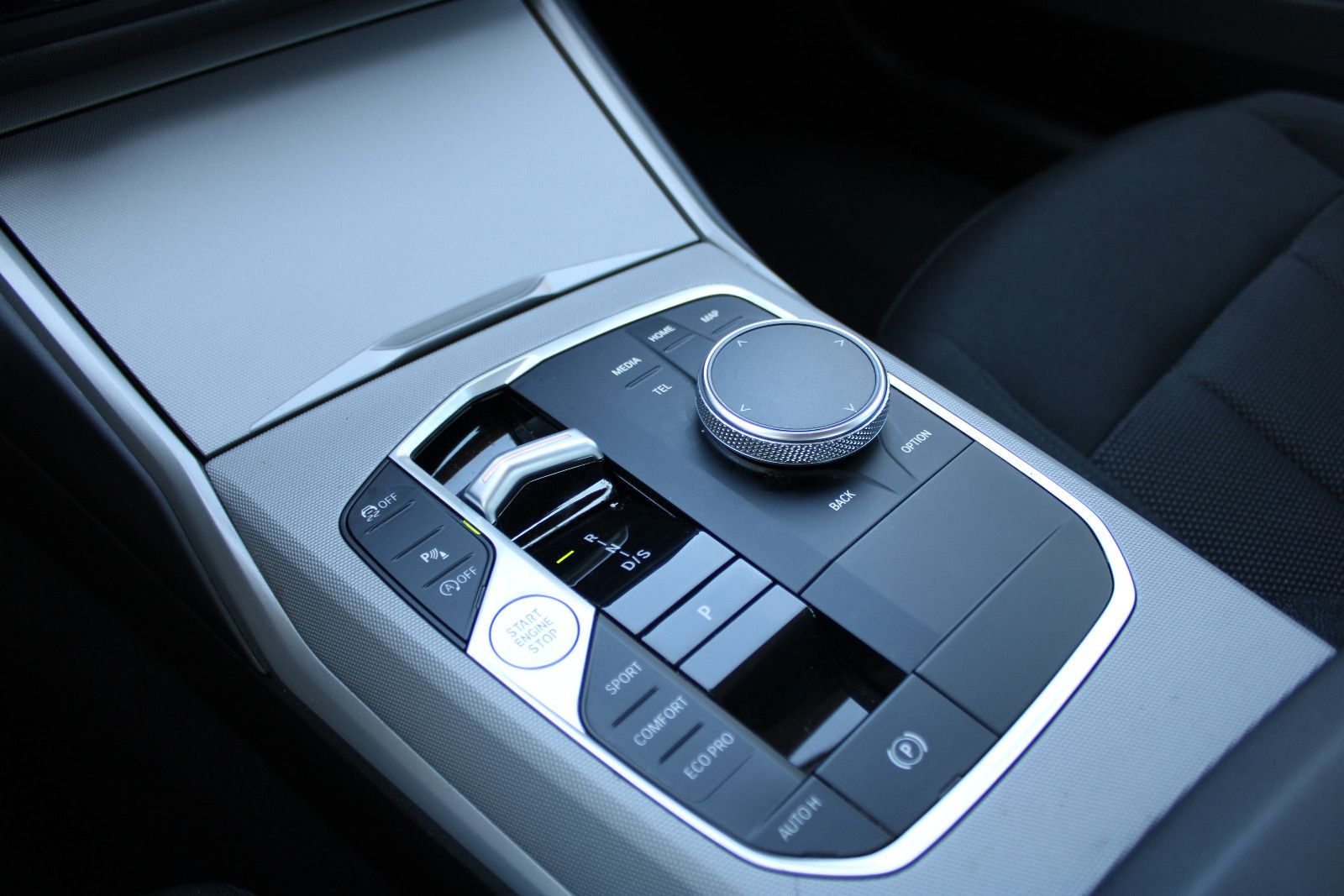 BMW 318i Limousine/Navi/Tempomat/Sitzhzg/WideScreen foto 20