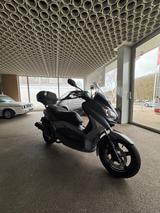 Yamaha YP 125 R+Orig.15TKM - YAMAHA R1 125