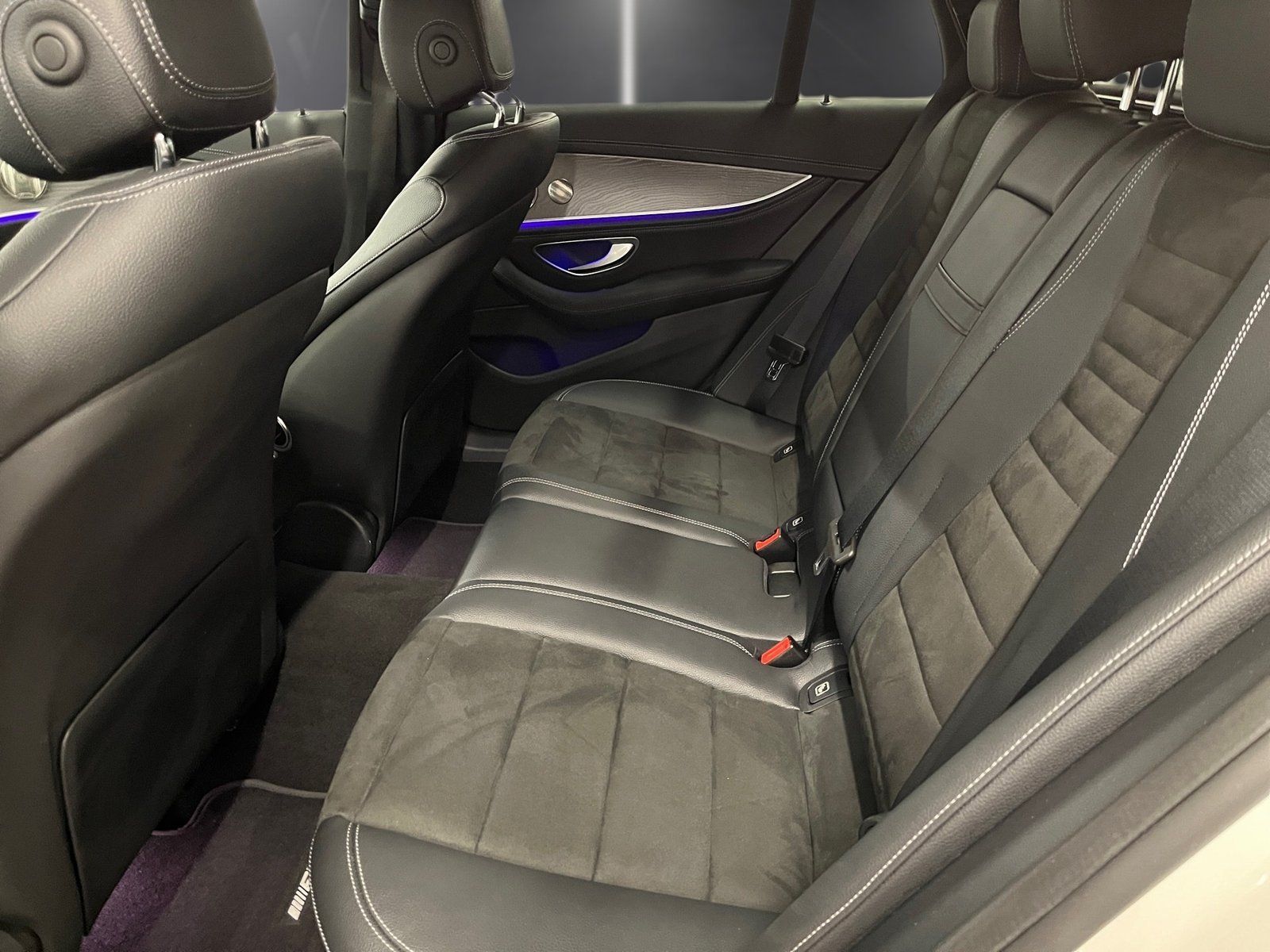 Fahrzeugabbildung Mercedes-Benz E 300 de T AMG*Burmester*MultiBeam*Totwink*Kam*