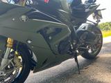 BMW S1000RR - BMW S100 RR