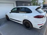 Porsche Cayenne Turbo Turbo, Approved, Standheizung, - Porsche: Approved