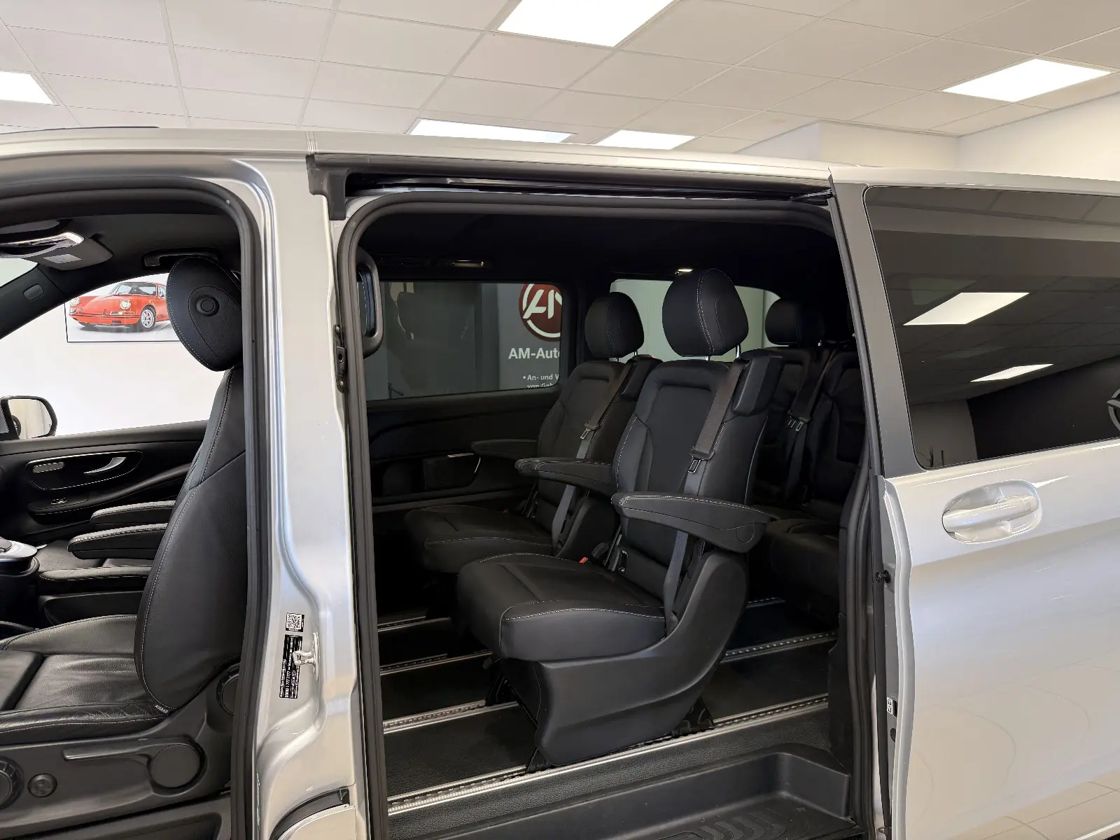 Mercedes-Benz V250d *LANG*EDITION*AMG*AHK*Distronic*Burmester*