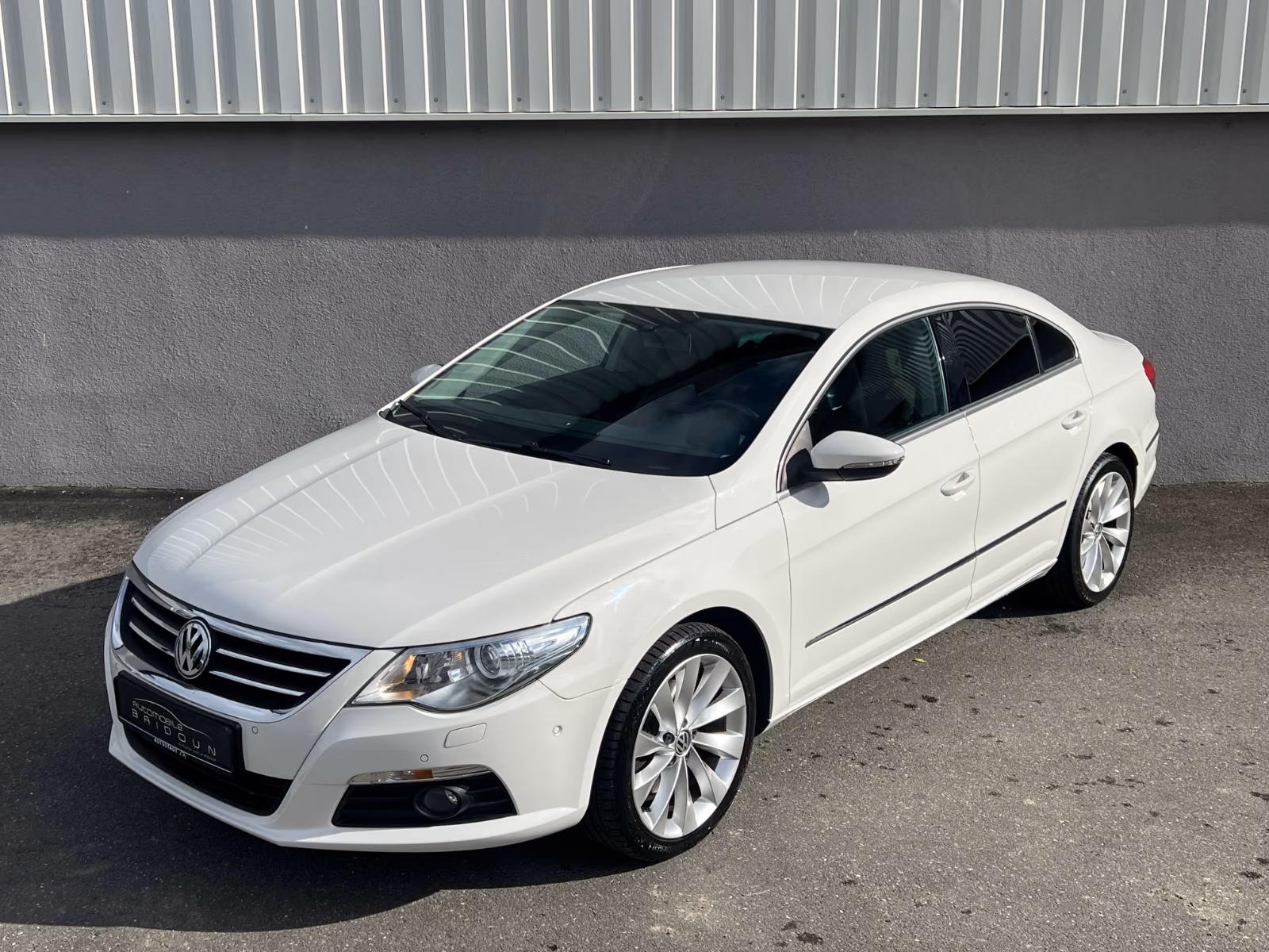 Volkswagen Passat CC 2.0 TDI 170 ch DSG • Cuir Nappa • Bi-Xénon • Park Assist • 18"