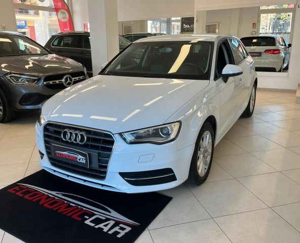 Audi A3 1.6 TDI ultra Attraction S TRONIC KM 110