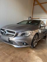 Mercedes-Benz Mercedes Benz CLA 180 - gebrauchte Mercedes-Benz CLA 180 aus dem Jahr 2014