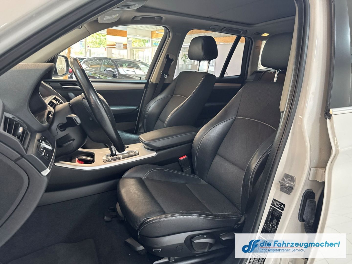 Fahrzeugabbildung BMW X3 xDrive 30d  El. Panodach Bi-Xenon *EXPORT