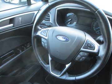Ford Mondeo - 8