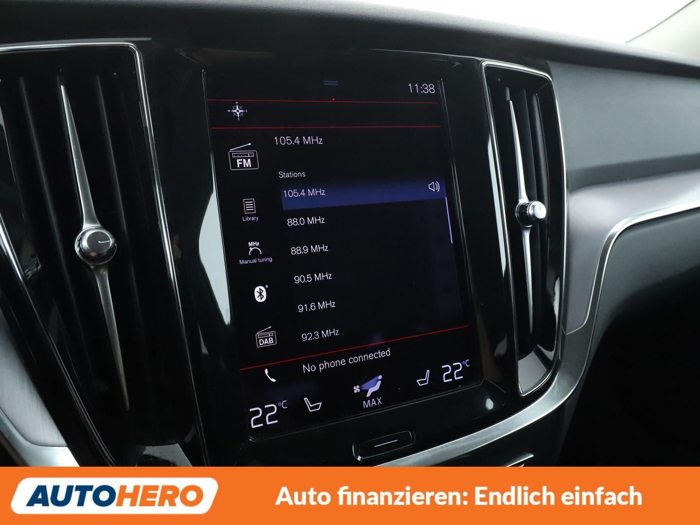 Volvo V60 2.0 D3 Momentum Pro Aut.*NAVI*LED*TEMPO*