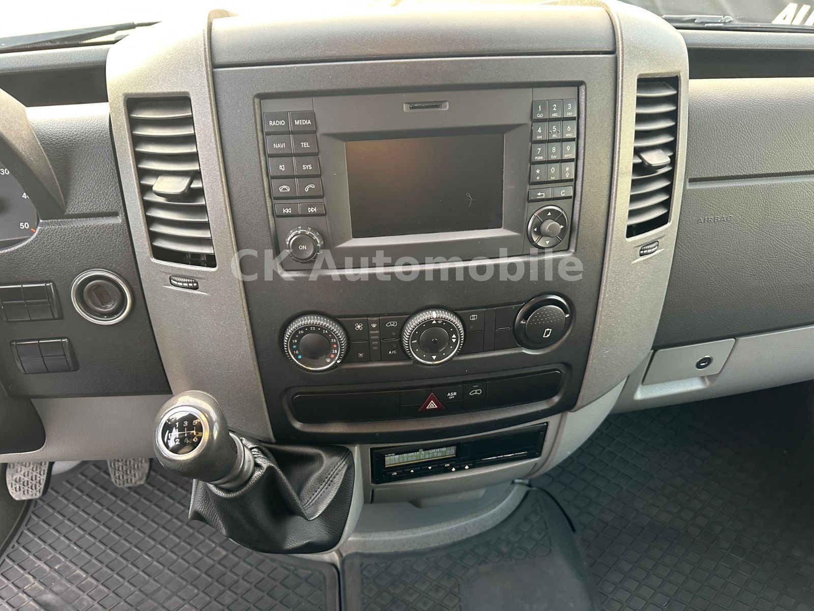 Fahrzeugabbildung Mercedes-Benz Sprinter II Pritsche/Plane 516CDI/Navi/Klima/AHK