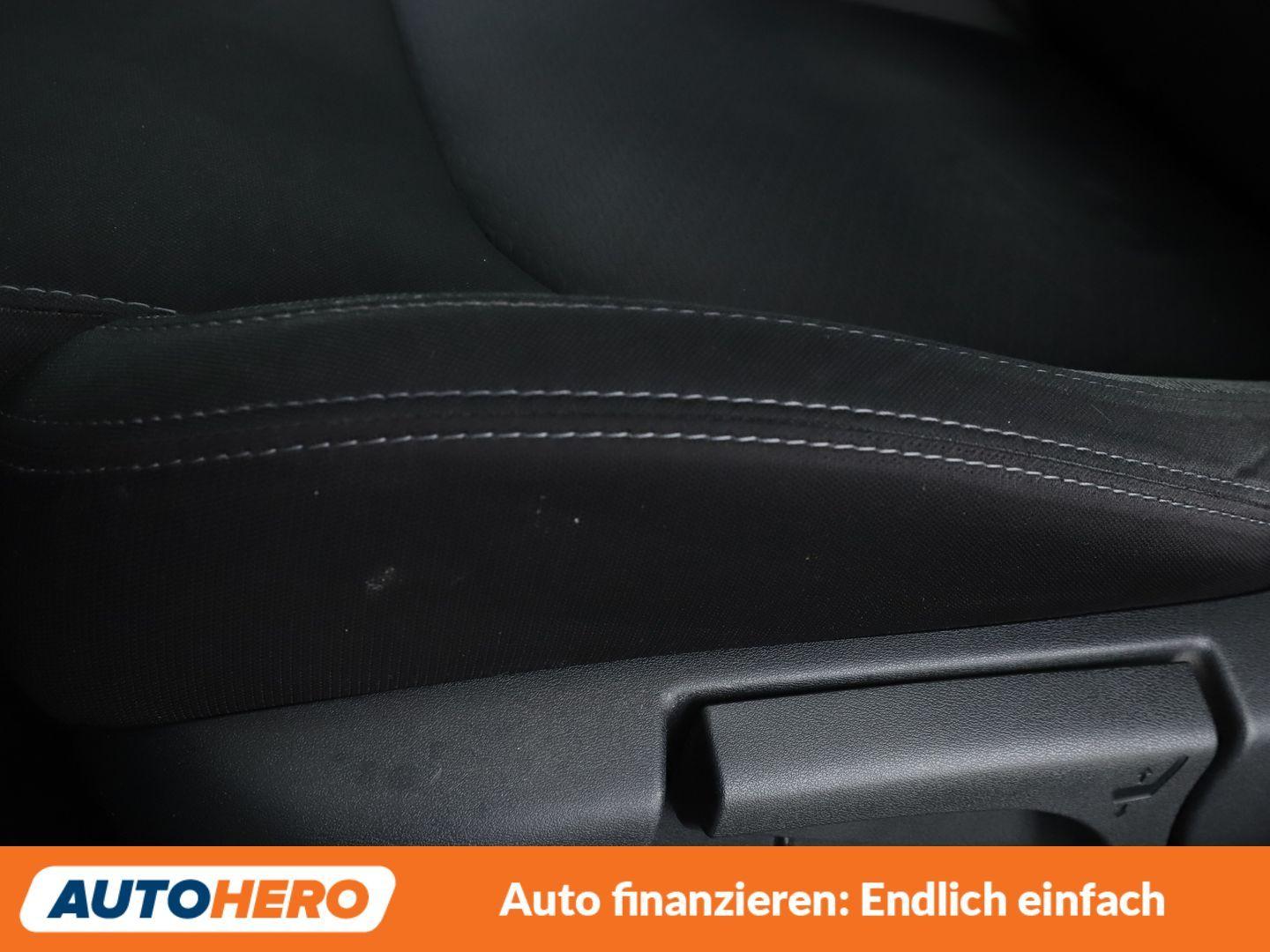 Nissan Qashqai 1.3 DIG-T N-Connecta *NAVI*TEMPO*CAM*PDC