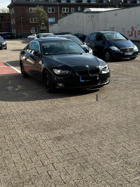 BMW 325