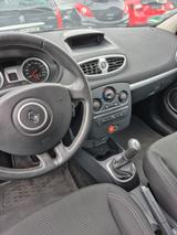 Renault Clio Grandtour Dynamique 1.2 80 Quickshift D... - Renault Clio: 1.8