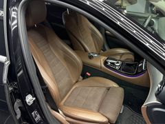 MERCEDES-BENZ E 250 T Avantgarde*WIDE*LEDER*HEADUP*360*AMBIENT