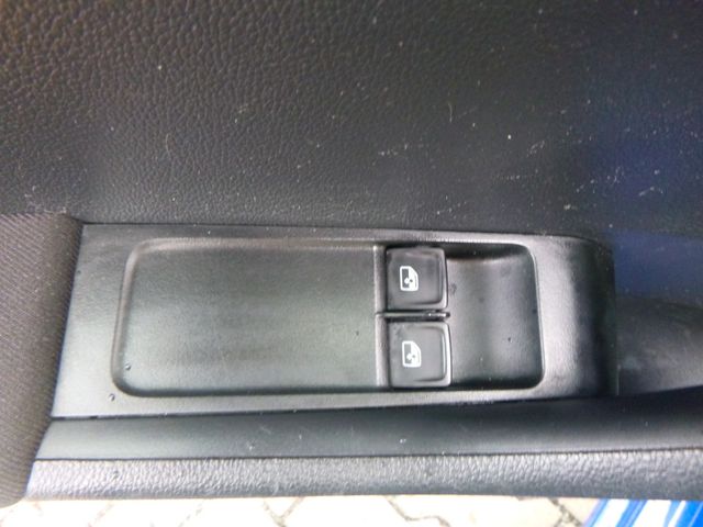 Fahrzeugabbildung Skoda Fabia 1,0 TSI Kombi >NAVI/Einparh/SmartLink<