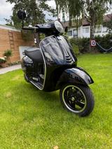 Vespa GTS Sport 300, top gepflegt, wenig km - Offers