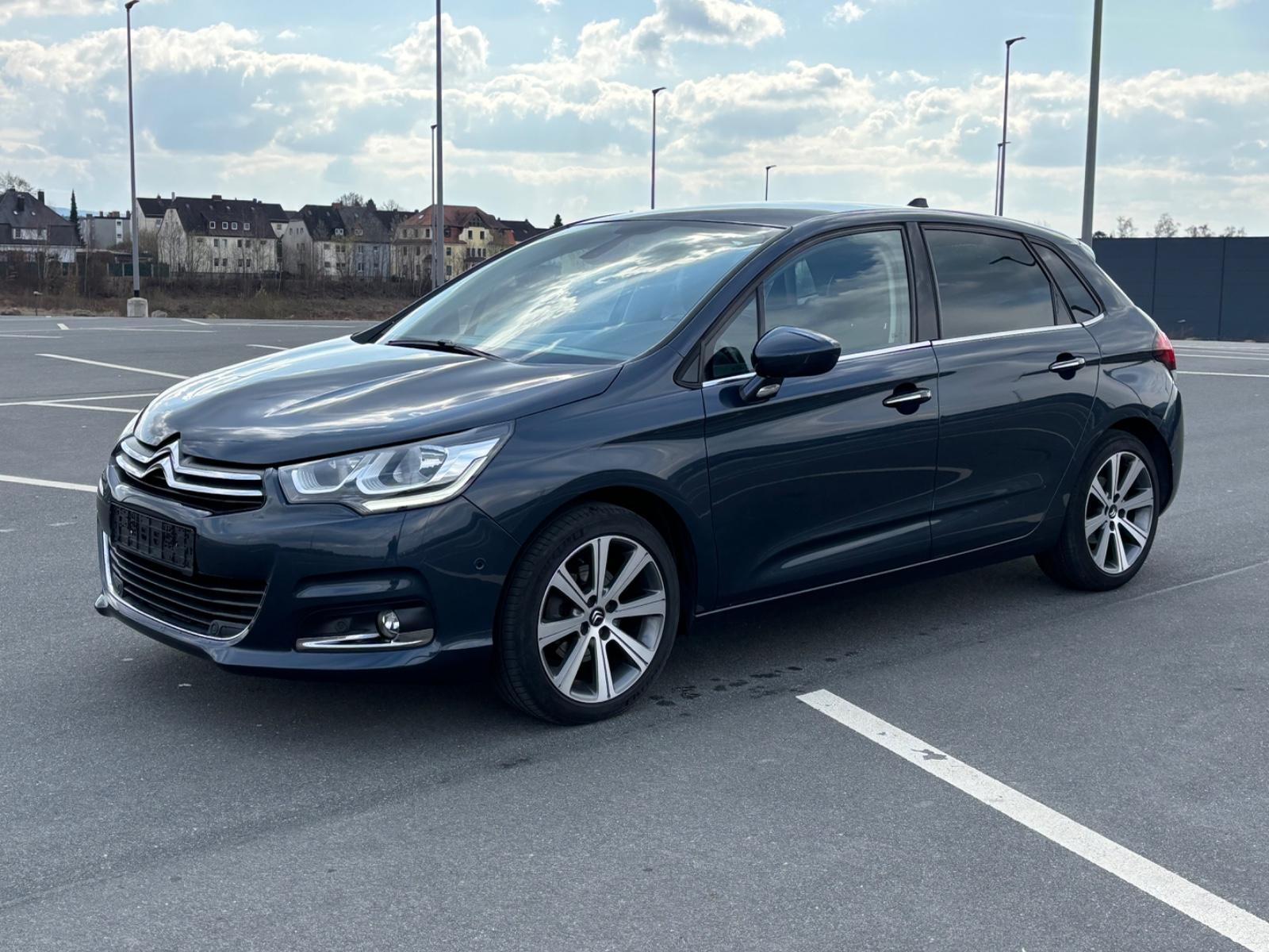 Citroën C4 Lim. Shine ALU SHZ PDC ZaRi neu