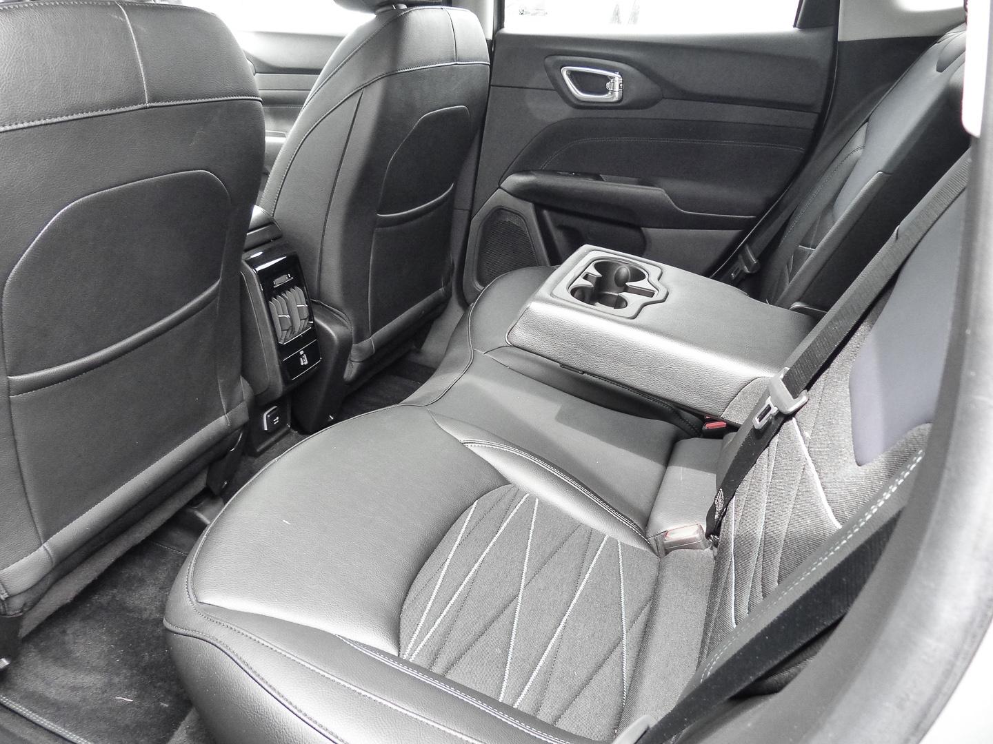 Jeep Compass Upland Plug-In Hybrid 4WD LED ACC Apple 