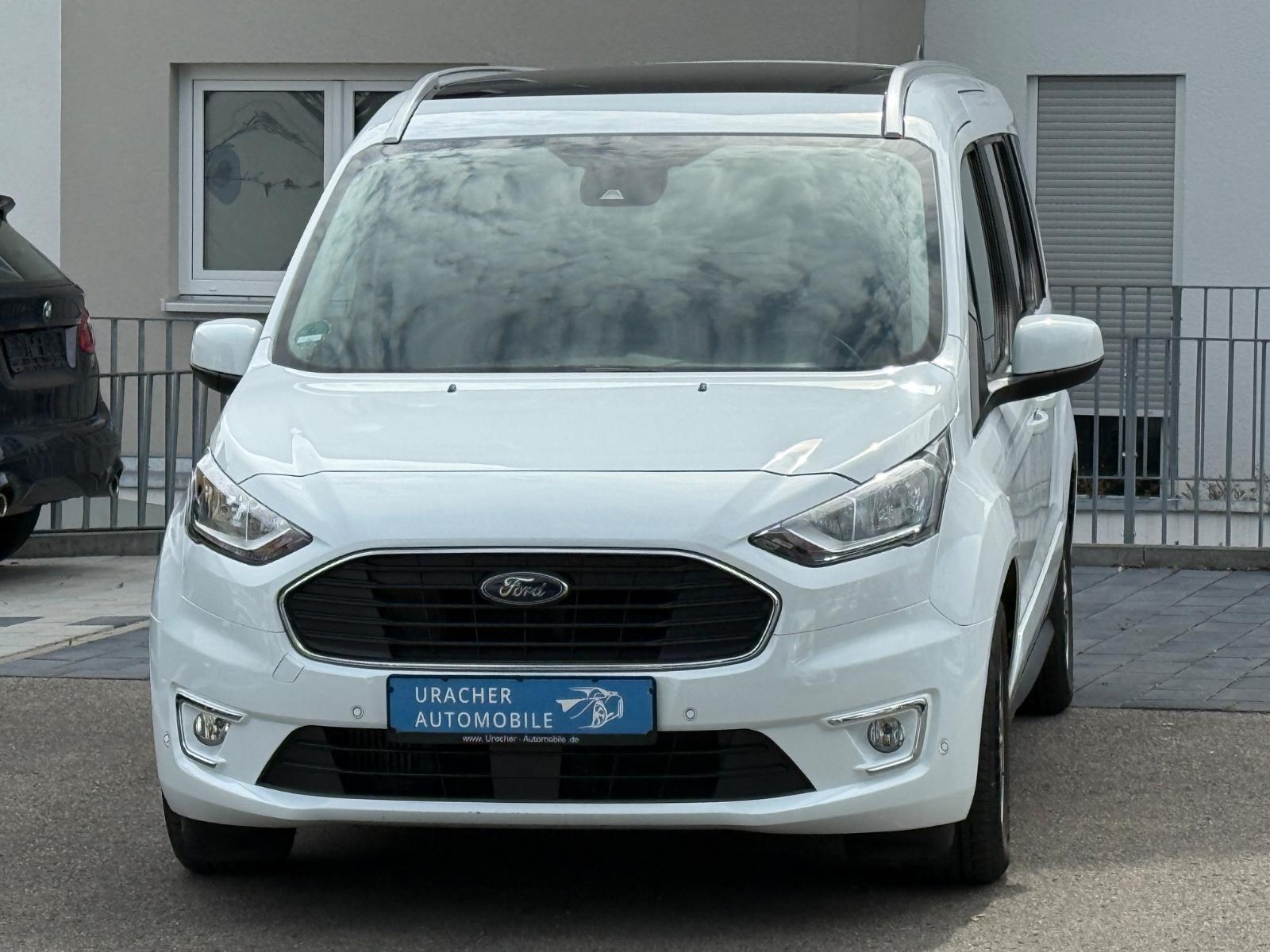 Ford Grand Tourneo Connect Titanium
