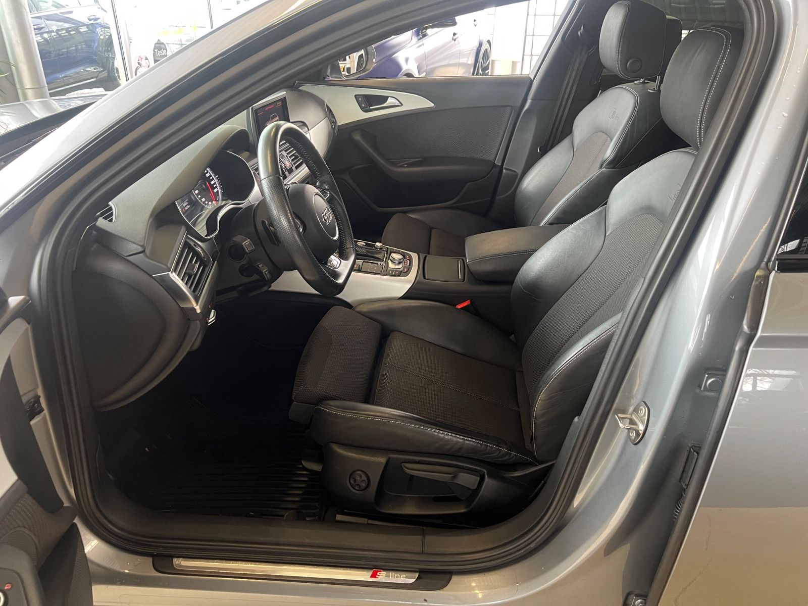 Fahrzeugabbildung Audi A6 Avant 2.0 TDI ultra S Line Plus *MATRIX-LED*
