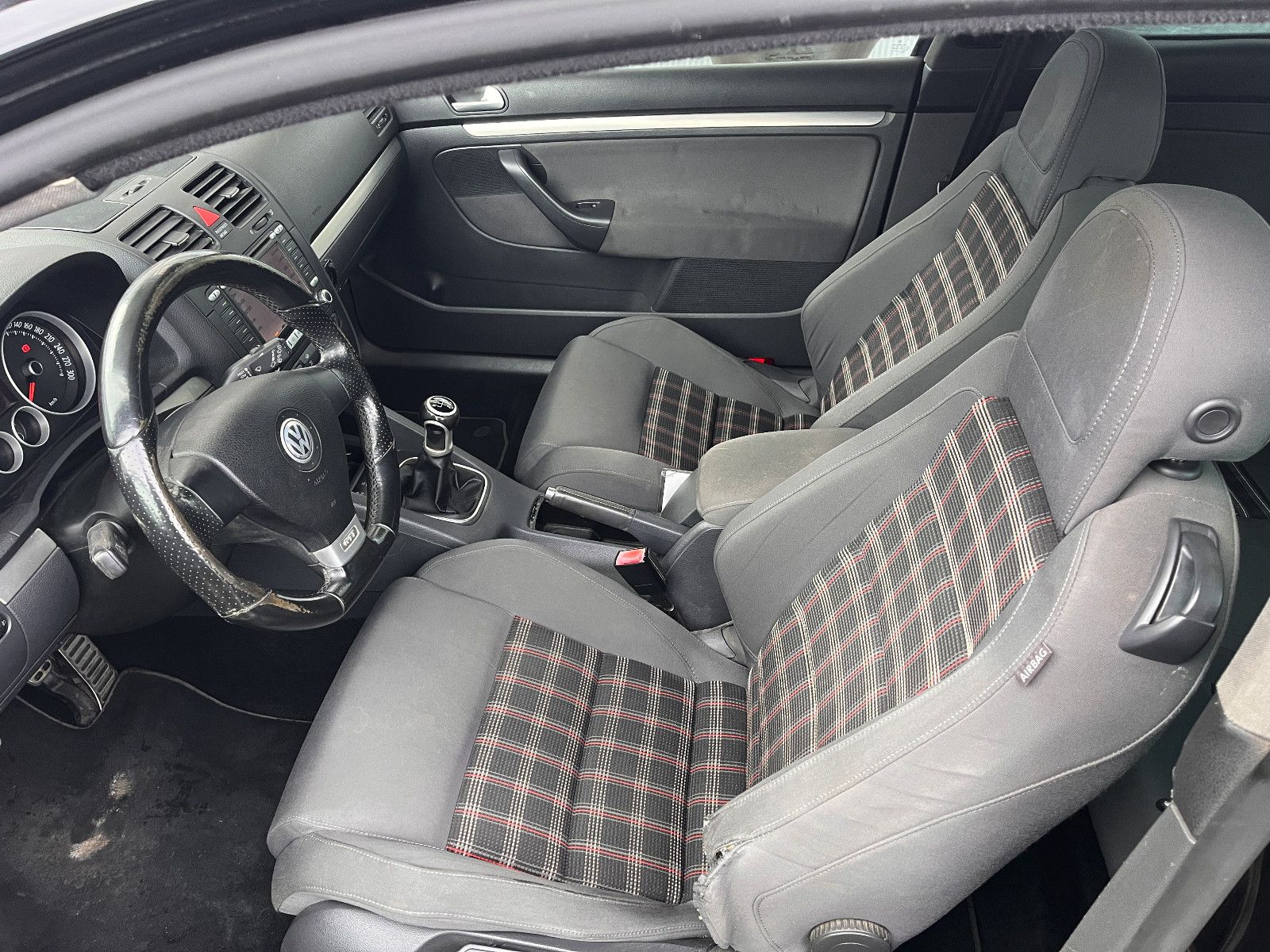 Fahrzeugabbildung Volkswagen Golf V Lim. GTI