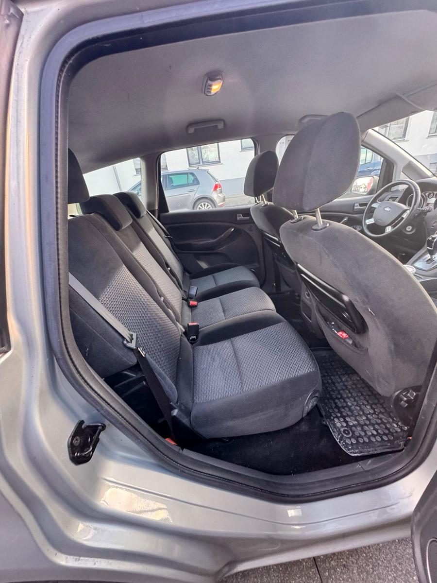 Ford C-MAX 2009 — photo 6