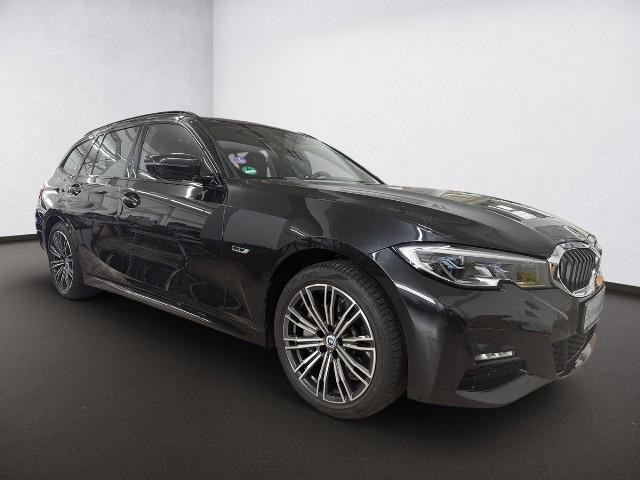 BMW 330 e xDrive M Sport PANO+AHK