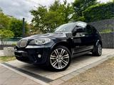 BMW X5 40D (M-Paket) XDrive (CarbonSchwarz) H/K Plus - BMW X5 Gebrauchtwagen in Frankfurt
