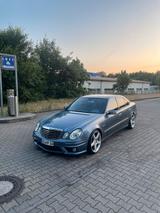 Mercedes-Benz W211 E500 AMG-Paket Panorama... - Mercedes-Benz E 500 mit LPG-Antrieb